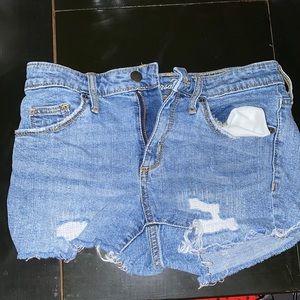 0/25 universal thread denim shorts